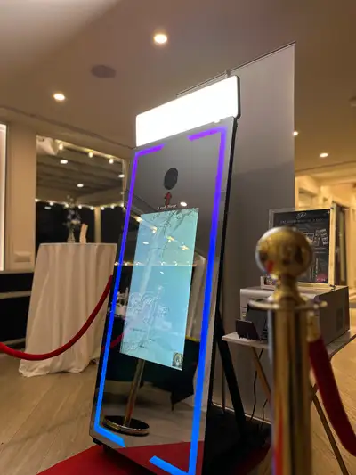 Magic Mirror Photo Booth